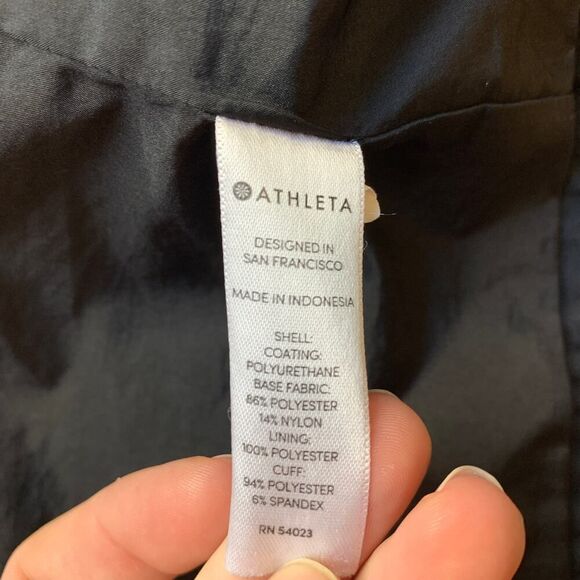 Athleta Cloudburst Jacket Size XS Black Hooded Long Raincoat Water-Resistant - Picture 12 of 15